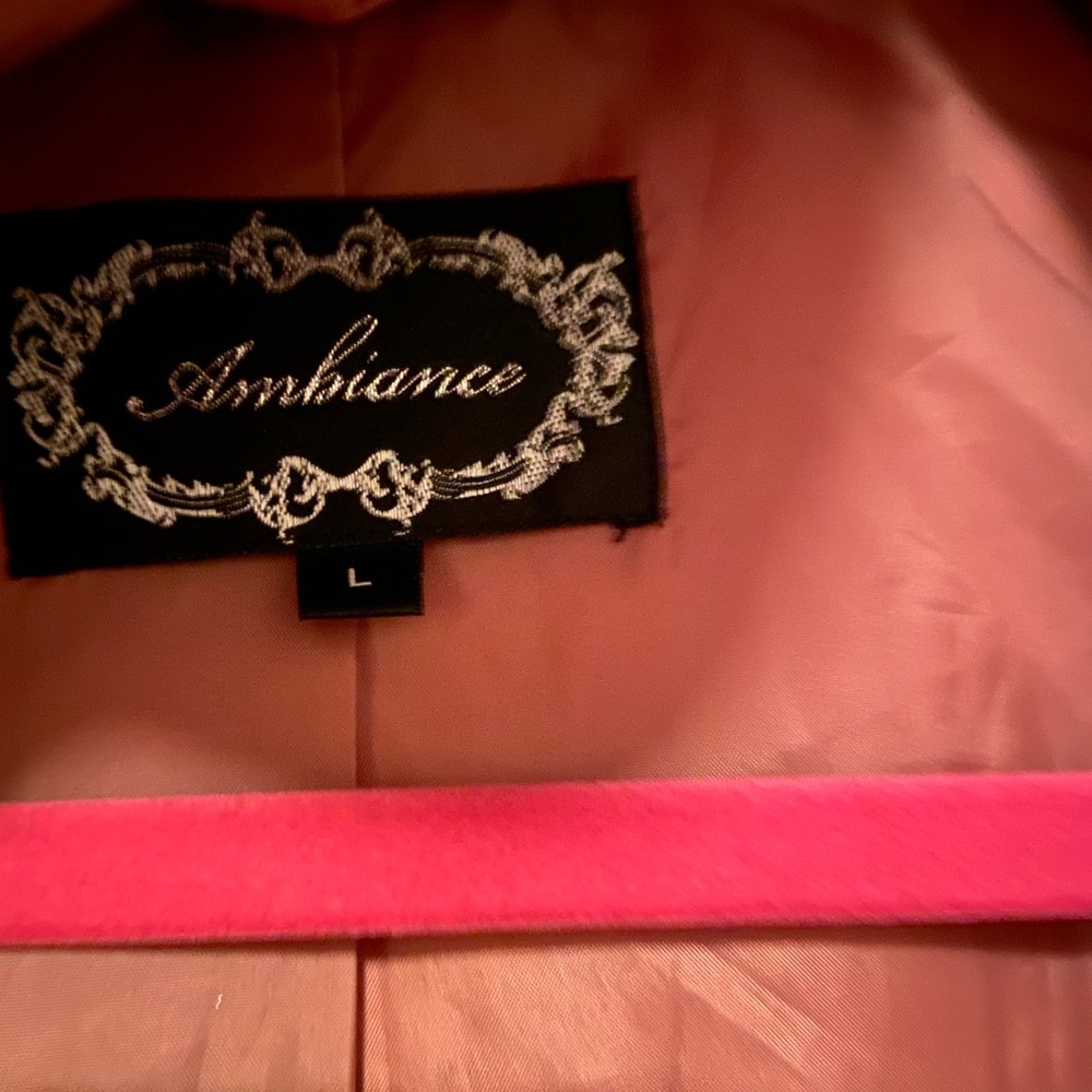 Pink jacket - Picture 3 of 3